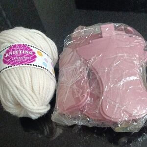 Cream Yarn and Pink Knitting Accessories Set